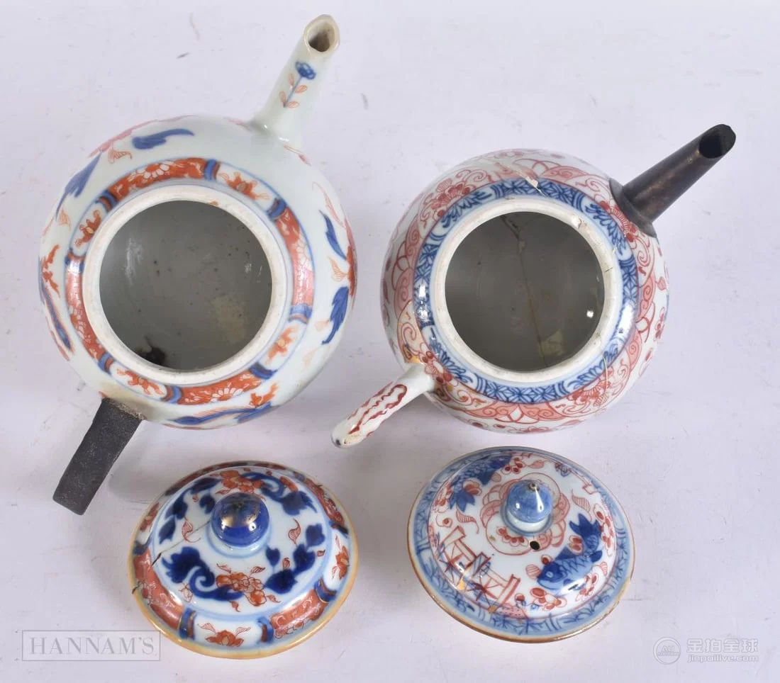 TWO 18TH CENTURY CHINESE EXPORT PORCELAIN TEAPOTS Qianlong. 16.5 cm wide. 图片5