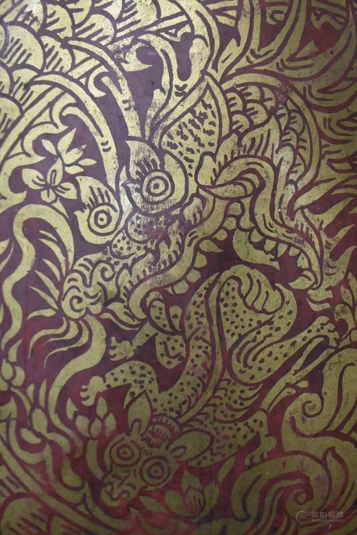 AN UNUSUAL ANTIQUE SOUTHEAST ASIAN COVER. 46cm x 40cm. 图片6