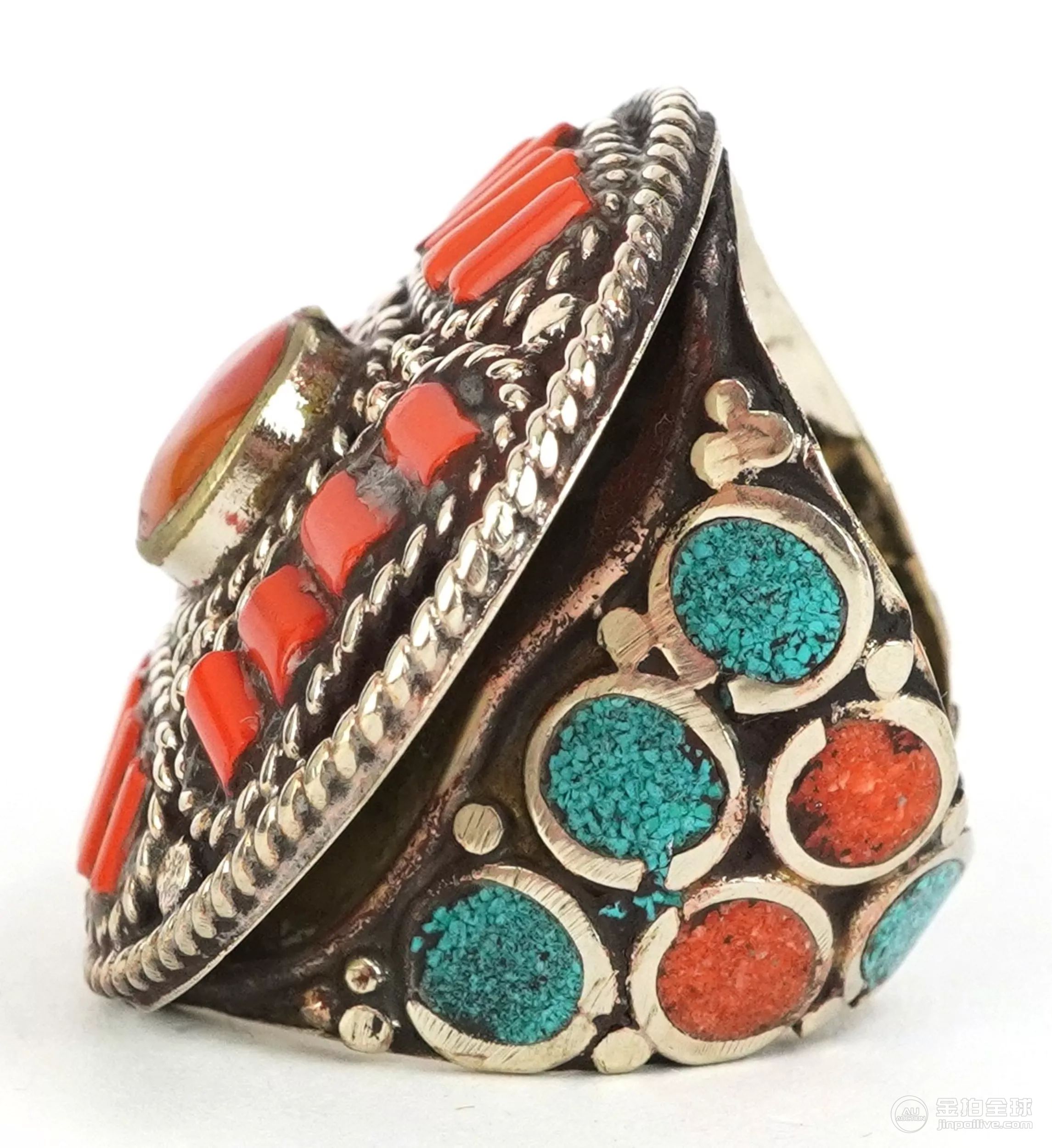 Tibetan white metal coral and turquoise ring, size R/S, 36.9g. 图片2