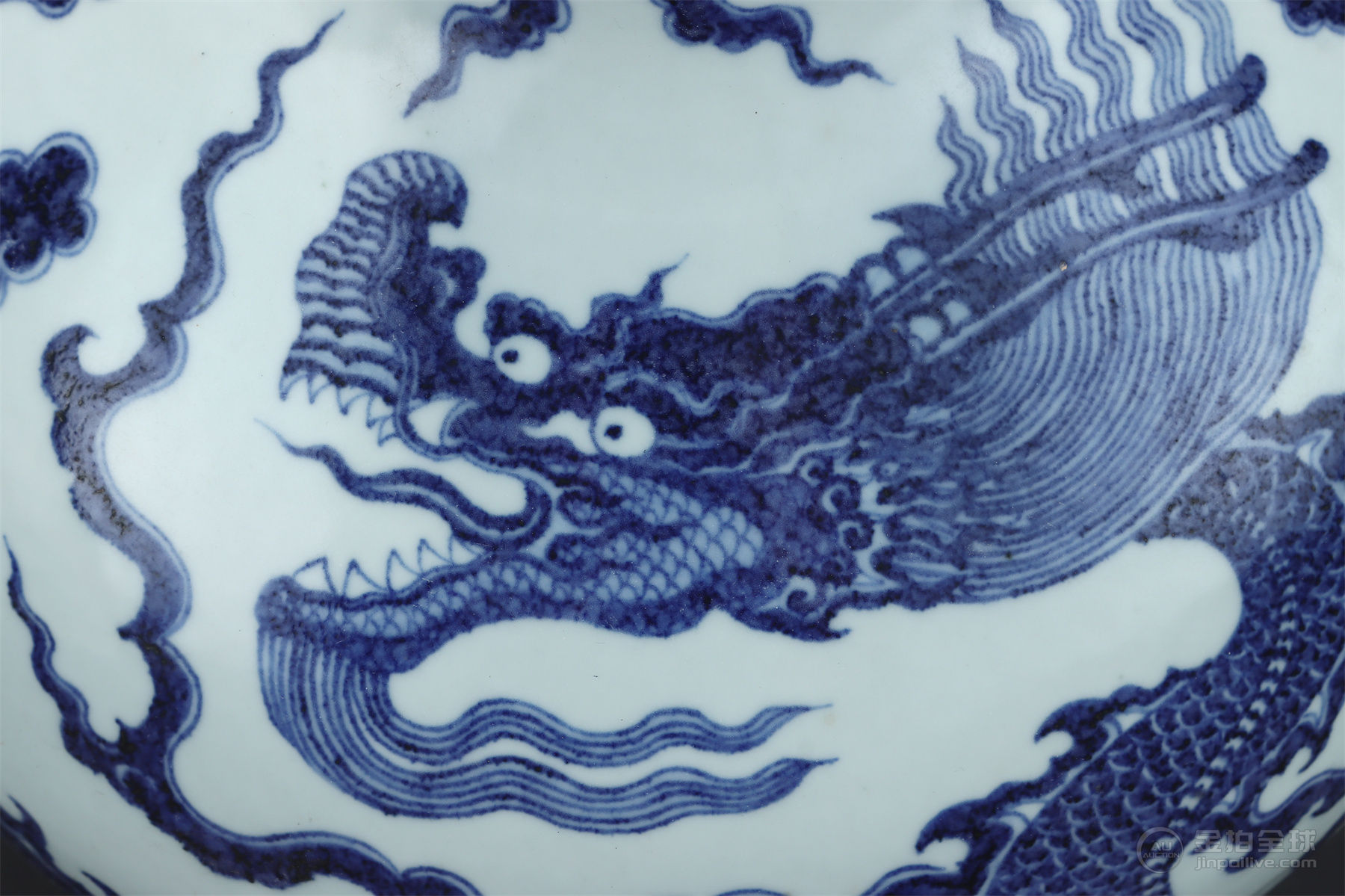 明代 青花龙纹天球瓶 图片6