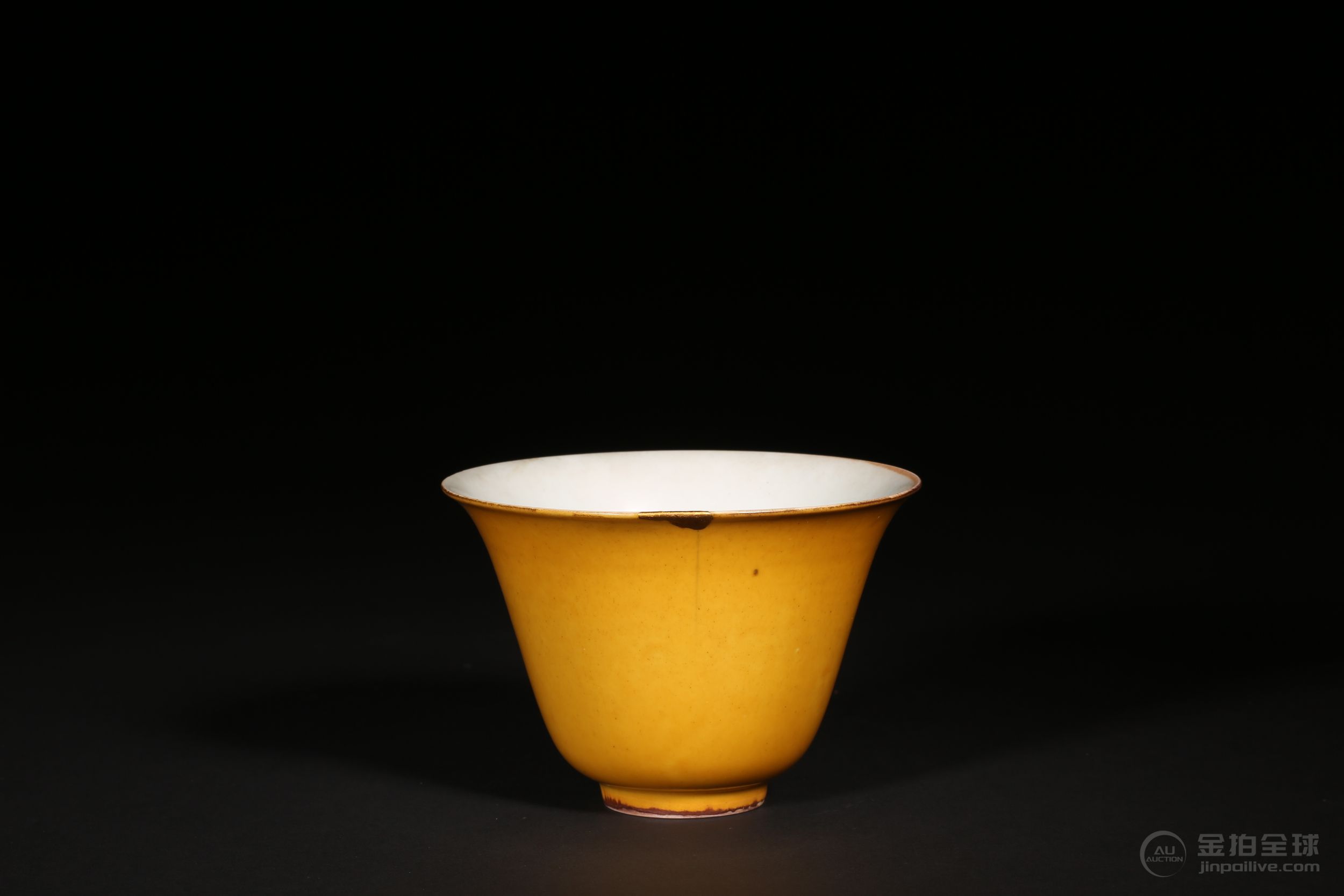 明 黃釉大杯 图片3