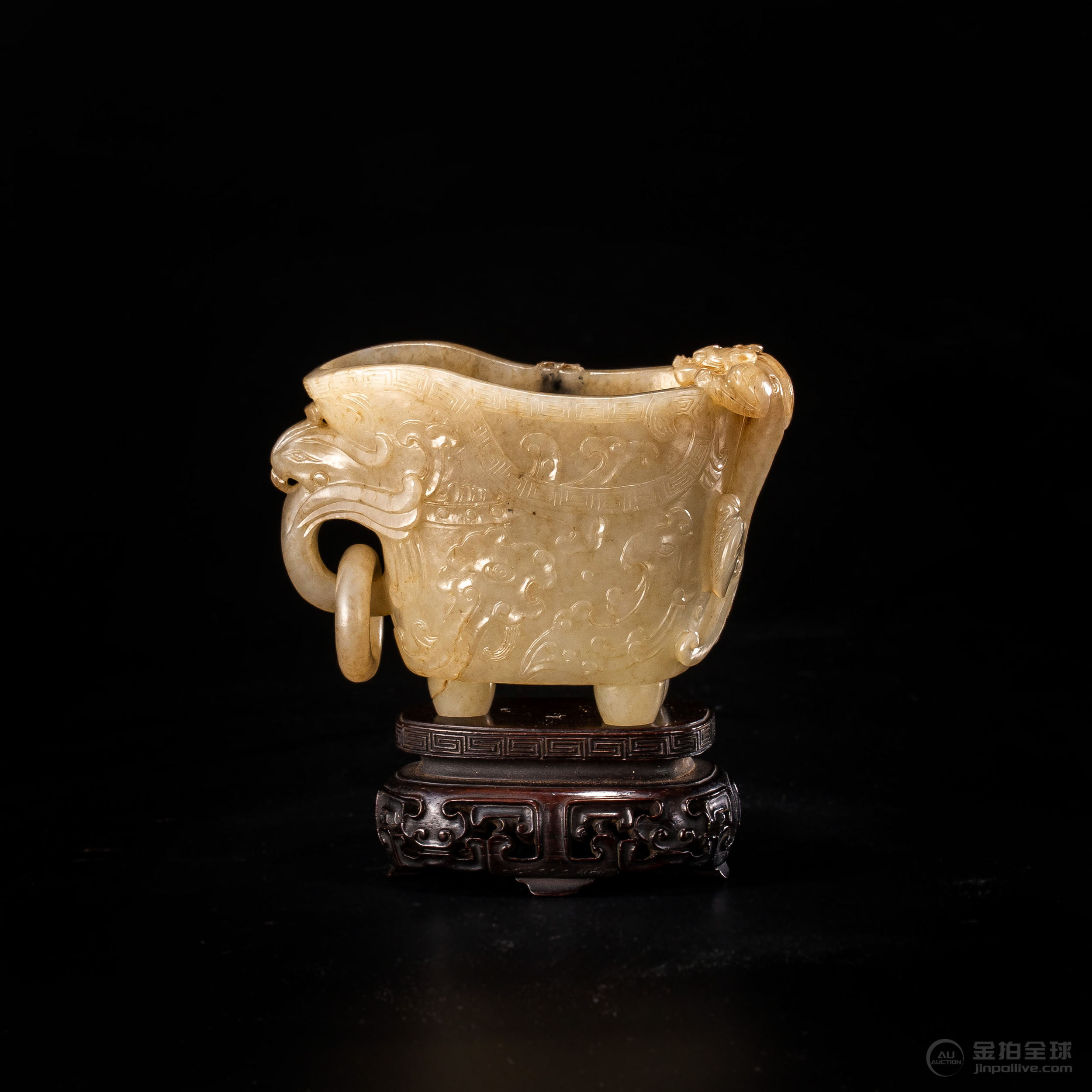 明 白玉螭龍杯 图片2